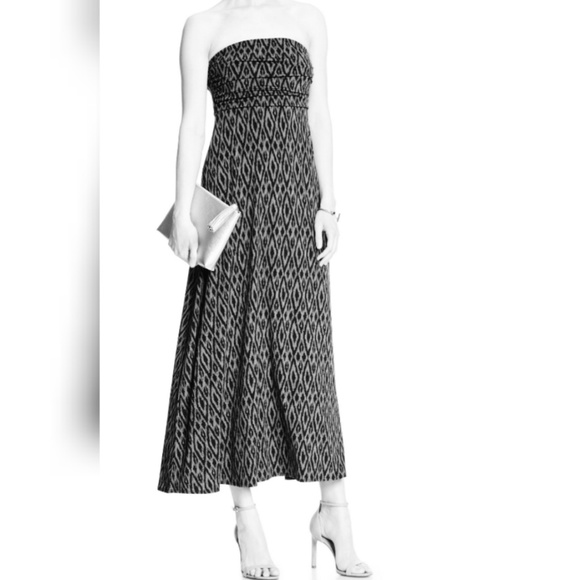 Banana Republic Dresses & Skirts - Banana Republic Maxi Dress